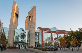 紐芬蘭紀念大學